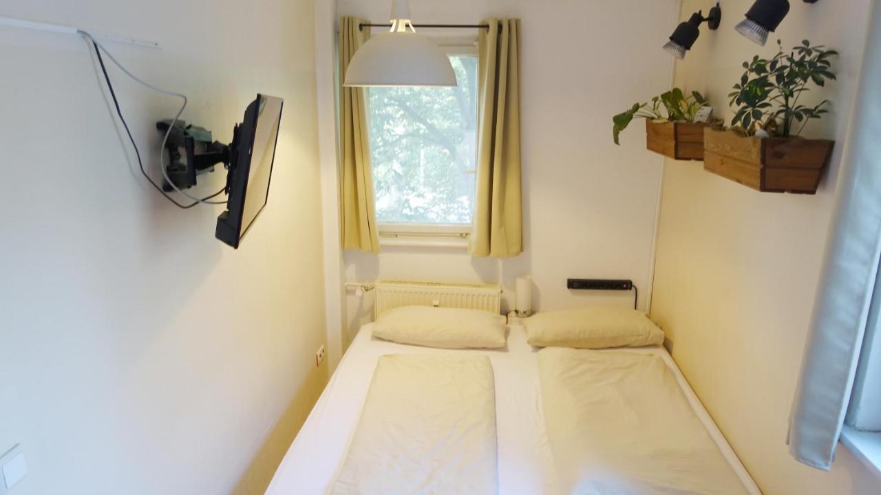 1 Zimmer In Wohngemeinschaft, Netflix, Premium Kabelfernsehen, Kueche Apartment Berlin Exterior photo